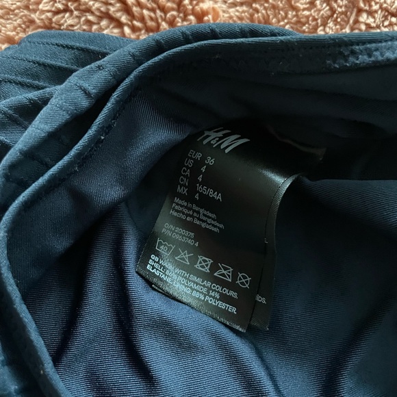 H&M Navy Blue Squareneck One Piece Bathing Suit - Picture 3 of 3